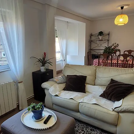 Parque Mendicoague Lägenhet